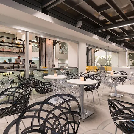 Отель Center 3*