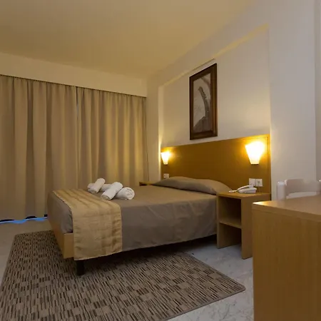 Center 3* Rhodes City