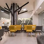 Center فندق 3*