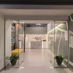 فندق Center 3*