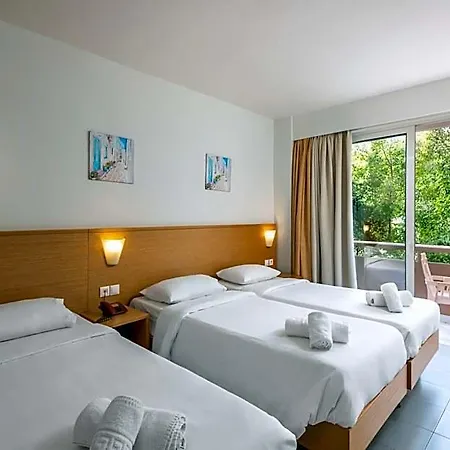 Hotel Center