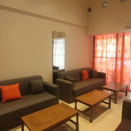 Center Rhodes City