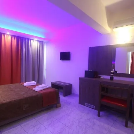 Center فندق 3*